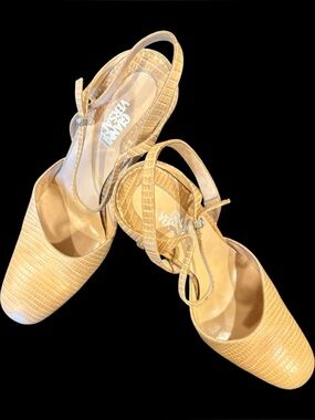 Versace Croc-Embossed Tan Slingback Heels 4 inch heels w/Versace shoe bag.